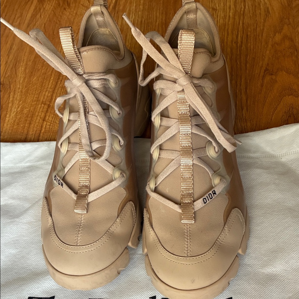 Dior D-Connect Chunky Sneakers Women’s Size 40
